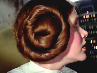 The Secret To Carrie Fisher’s Famous Princess Leia Hair Buns